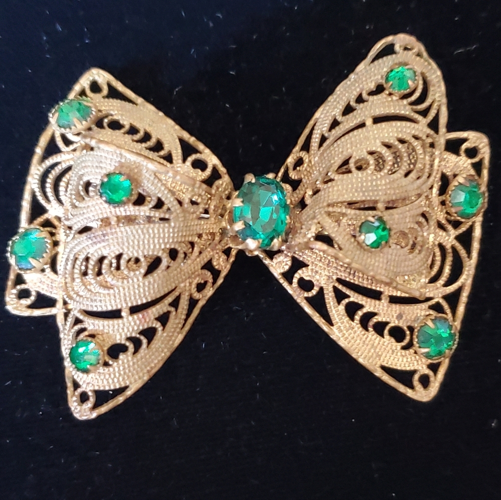 Vintage Czech Fillagree Rhinestone Bow Brooch Delicate 1930's 40's
